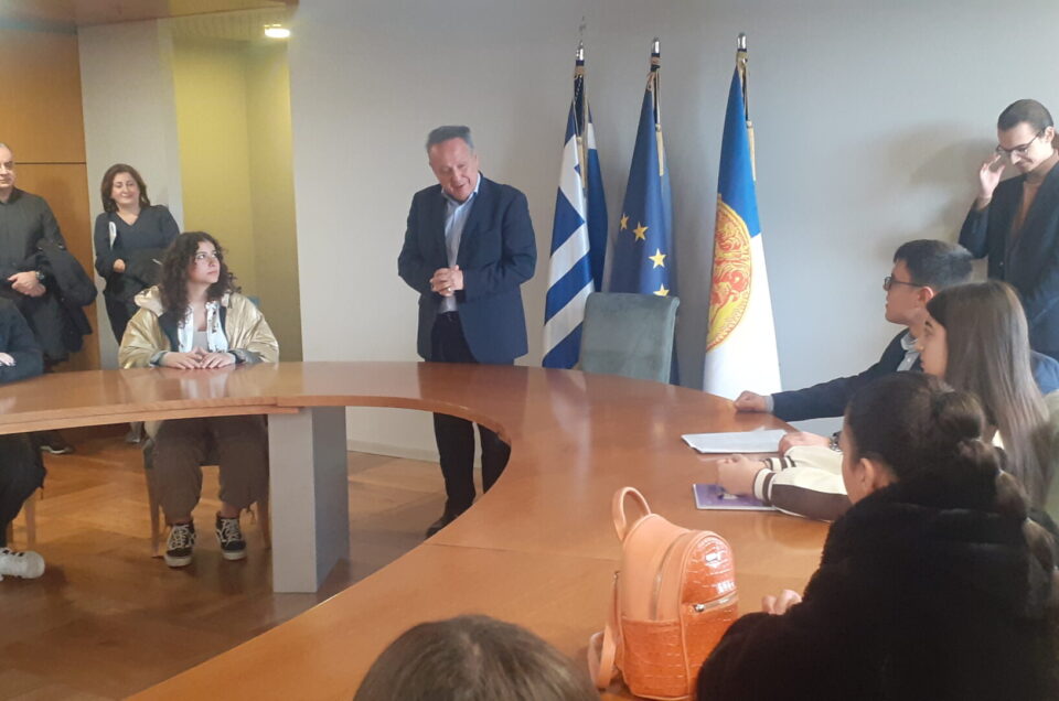 Οι μαθητές του European Parliament Ambassador School συναντούν τον Δήμαρχο Θεσσαλονίκης, κ. Στέλιο Αγγελούδη